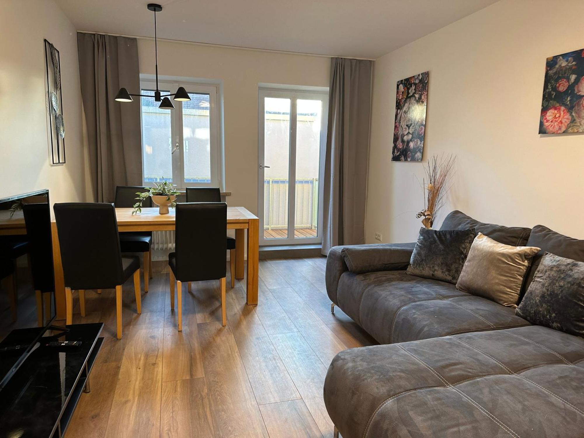 Mm Lodge - Apartments In Innenstadtlage Mit Parkplatz Аугсбург Экстерьер фото